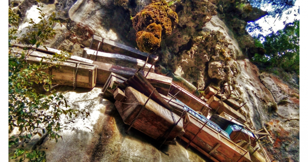 China Hanging Coffins