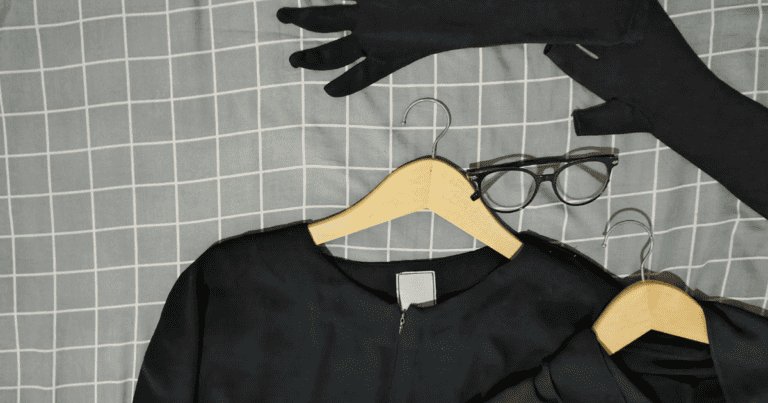 It Matters: Early Clothing Requests in Conversations With Families