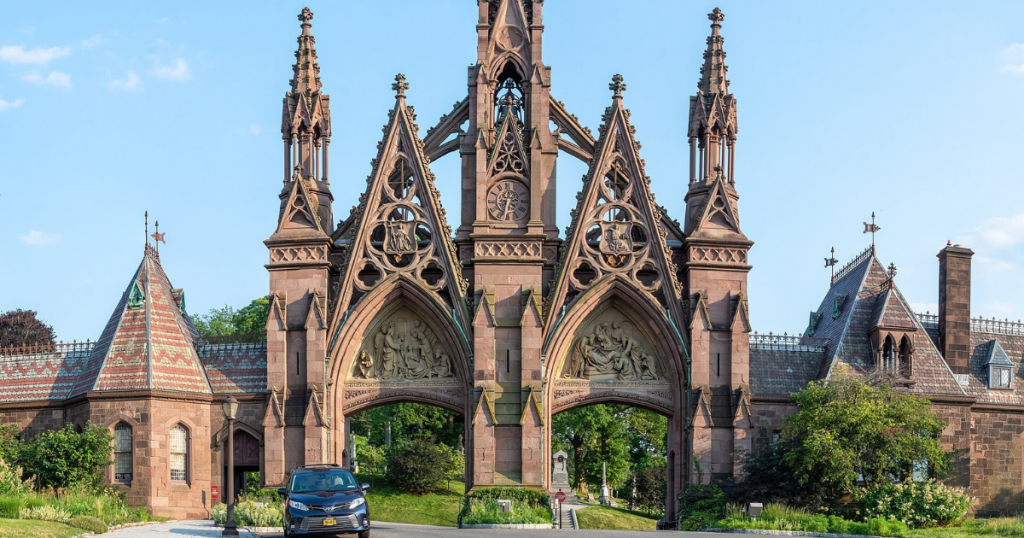 Green Wood Cemetery